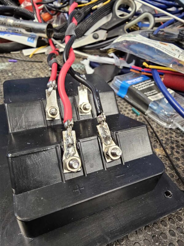 DD AUDIO DDUE-12.1 Unloaded Enclosure
